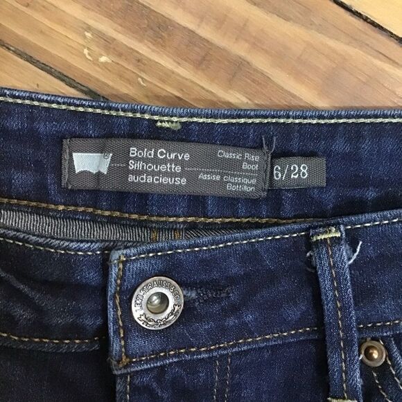 LEVIS jeans Classic rise bootcut bold curves silhouette women size6/28 dark blue - Picture 6 of 8